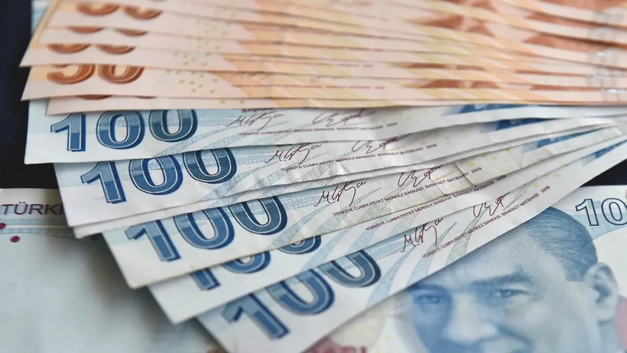 Bütçede Memur Maaşına 6,3 Trilyon Lira! Ocak Zammı İçin Yüzde 7 Hesabı