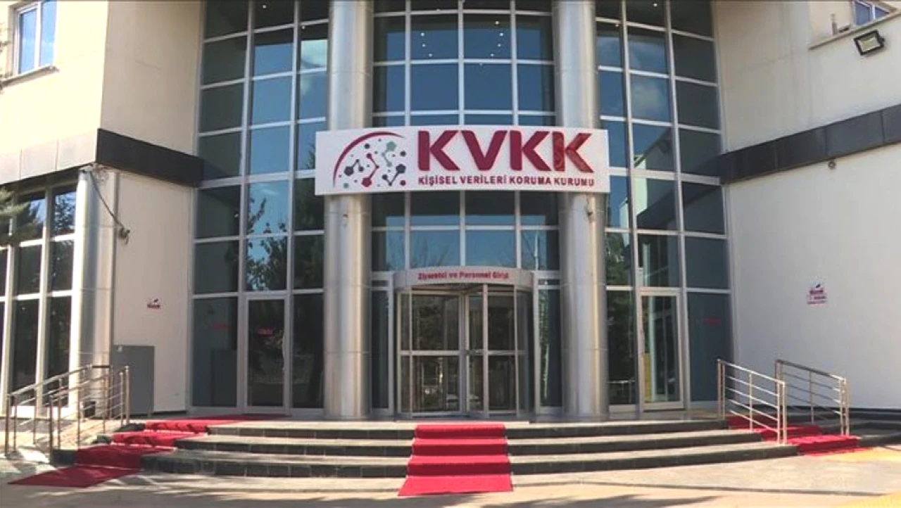 Patron Kurumsal E-postanızı Okuyabilir mi? KVKK'dan Çalışanlara Kalkan