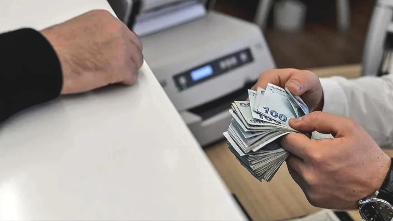 Emekliye Refah Payı ve Ek Ödeme Masada! Cevdet Yılmaz 'Enflasyonun Üstünde' Dedi